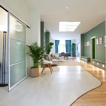 Prestige Boutique Homes - Garden & Pool Apartment