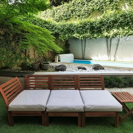 Prestige Boutique Homes - Garden & Pool *