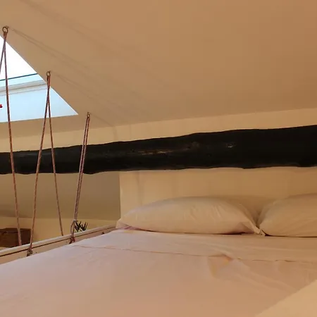 Up Studio Sarpi Apartment *