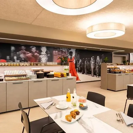 Amedia Milan, Trademark Collection By Wyndham Hotel