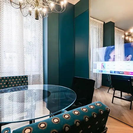 Apartment Contempora - Elegance And Design In The Heart Of Brera Milan