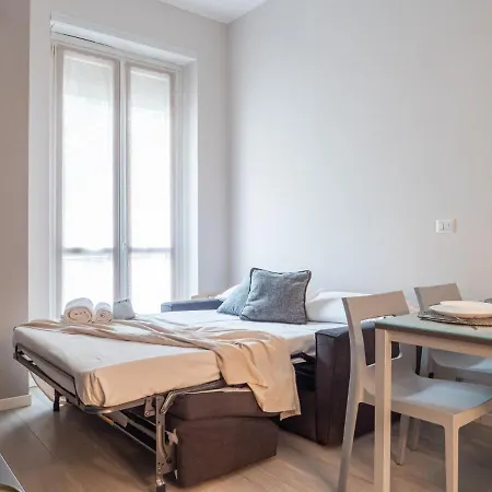 The Rent - With Balcony In Downtown