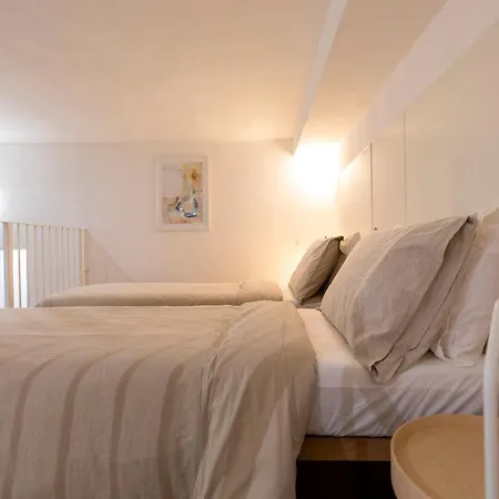 Rivoli Loft Апартаменты