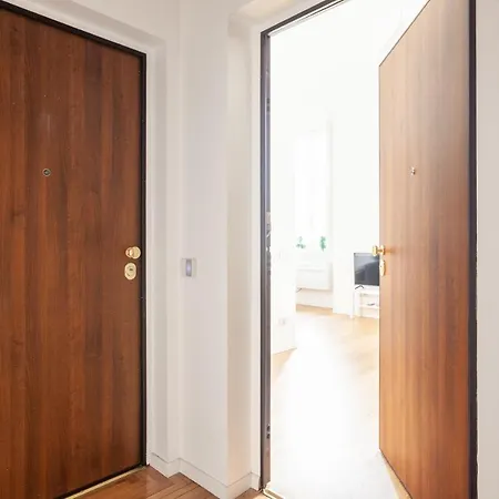 Appartamento Splendido Vicino All'arco Della Pace - A.c. - Melzi D'eril *