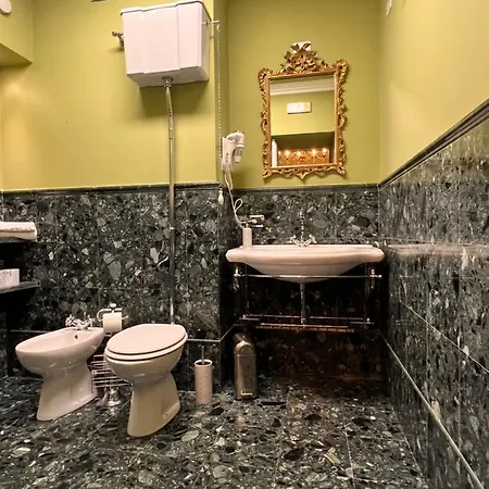 Гостевой дом Villa Camilla Milano Metro 4 4*