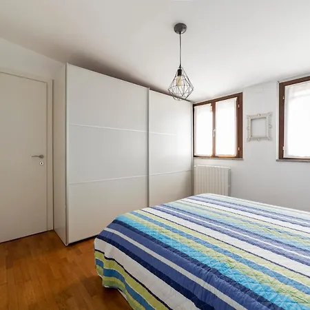 Porta Genova Balcony Appartement *