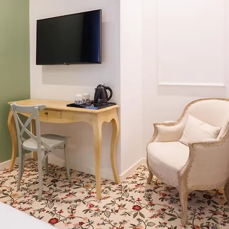 Szálloda Antica Leonardo 3*