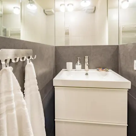 La Casa Colorata - Flats In - Bocconi *