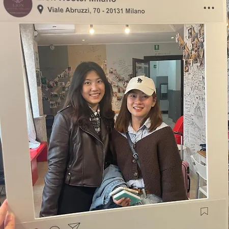 Lion & Youth Hostel Mediolan