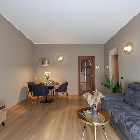 Appartement Moscova 50 *