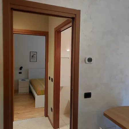 6 A Casa Milánó