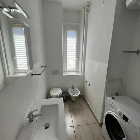 Apartman Via Treviso 6 *