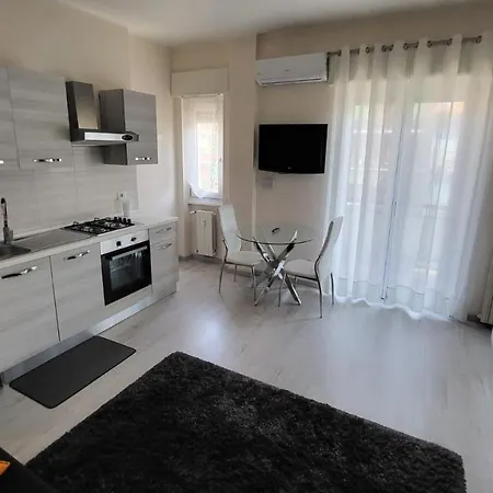 Fondazione Prada Metro Corvetto Splendido Monolocale Ristrutturato Ben Arredato * Mediolan