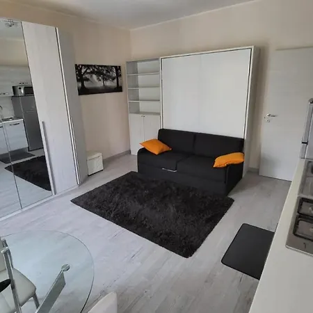 Fondazione Prada Metro Corvetto Splendido Monolocale Ristrutturato Ben Arredato * Mediolan