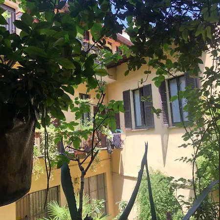 Apartamento Il Tetto Fiorito Dell'isola