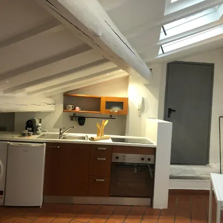 Il Tetto Fiorito Dell'isola * Milan