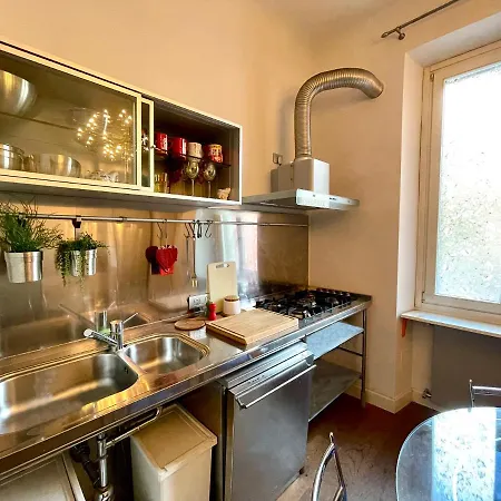 Inavigli - Retro Chic Flat In Milan