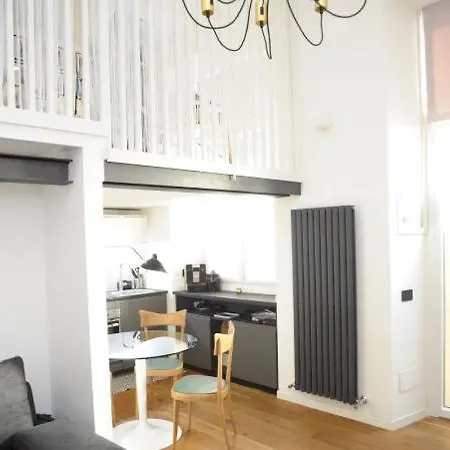 Apartamento Via Lecco, *