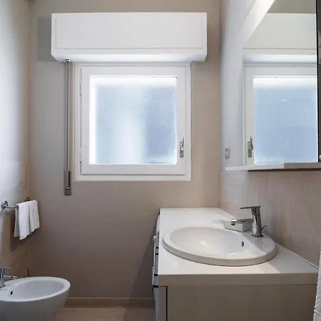 Contempora - Elvezia 8 - E33 Apartmán *