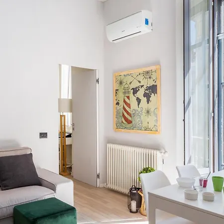 Lovely & Modern In China Town Area - Via Rosmini شقة *
