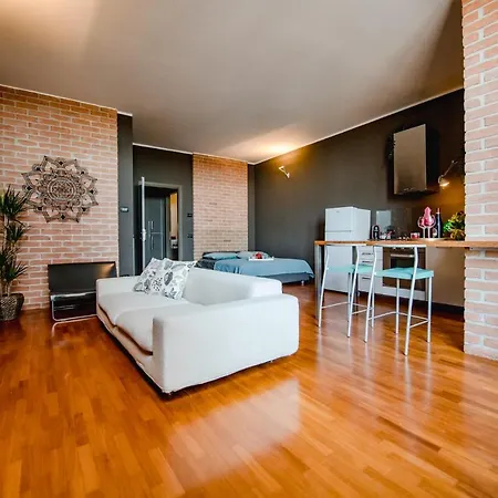 Airport The Fan Loft Near Linate Airport+duomo Milano