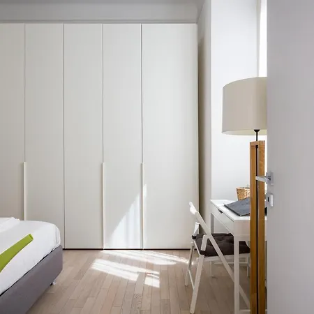 Lovely & Modern In China Town Area - Via Rosmini