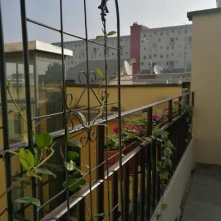 Con Grande Terrazzo In Via Lomellina - Lome 527 아파트 밀라노