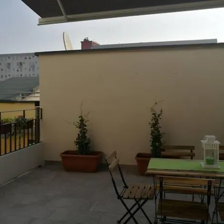 아파트 Con Grande Terrazzo In Via Lomellina - Lome 527 *