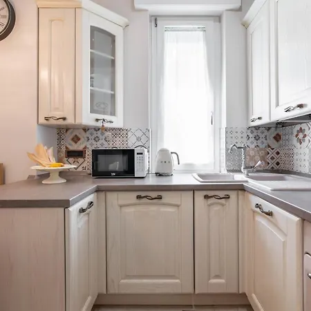 Be House - By Host4u *