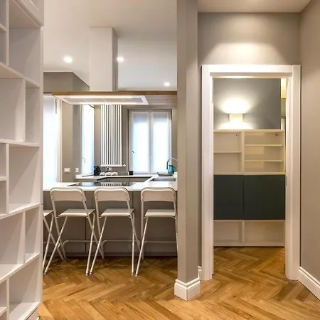 Heart Duomo District * ميلان