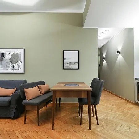 Contempora - Cavallotti 13 - B21 * Μιλάνο