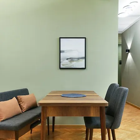 Contempora - Cavallotti 13 - B21 * Μιλάνο