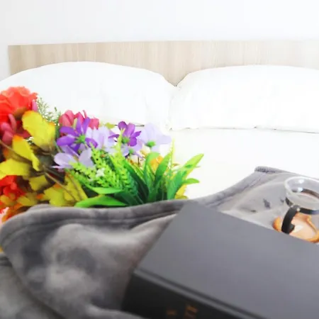 Flat Niguarda 4pax-wifi * Milánó