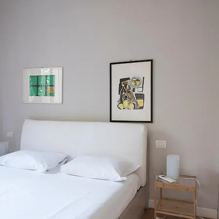 Youhosty - Majella 2 Milánó