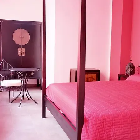 Hostmate - Milano - Vespri Siciliani 4* Милан