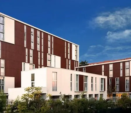 In-domus Monneret Apartahotel *