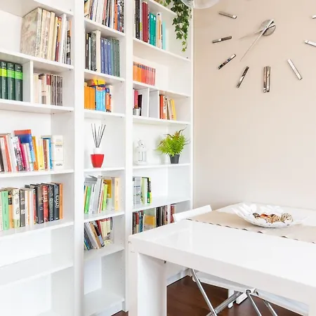 Apartment Rosselli 13 Milan