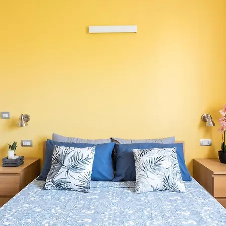 Rosselli 13 Apartment *