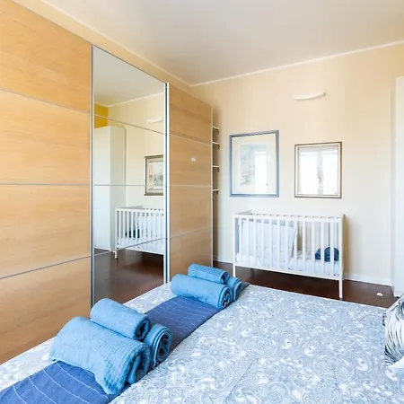 Rosselli 13 Apartment Milan