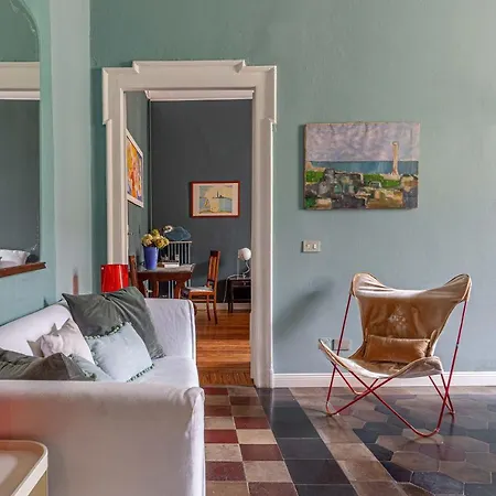 Apartment Joivy Elegant Flat With Balcony