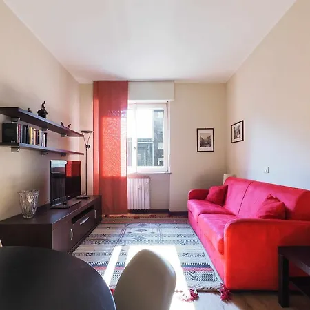 Mba24. Charming Close To Metro Fieracitylife Appartement