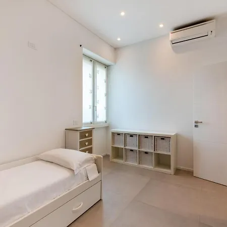 Easylife - - Del Don 5 - Centro Storico Apartman *