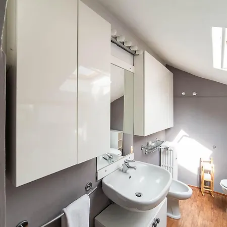 Hbhall Residenze Darsena Daire *