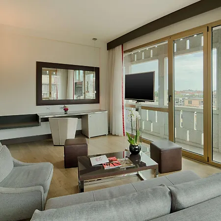 Nh Collection President Hotel
