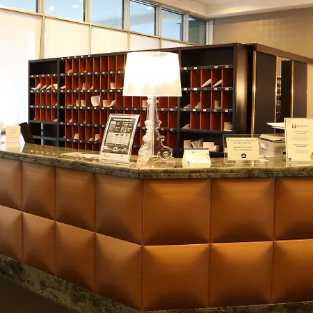 Blaise & Francis 4* ميلان