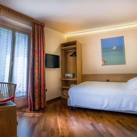 Regina Hotel