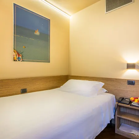Hotel Regina Milan