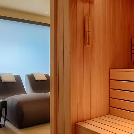 راديسون بلو 4*