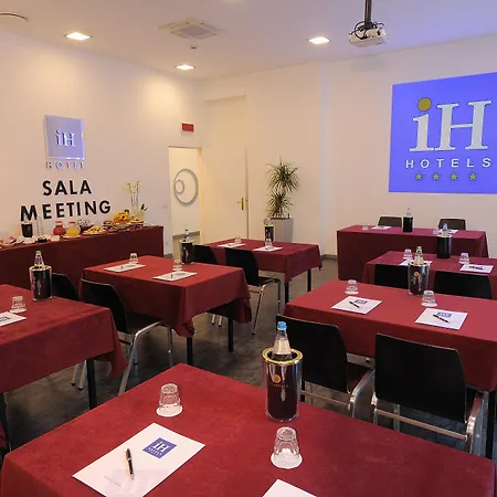 Ih Lorenteggio Hotel Milan