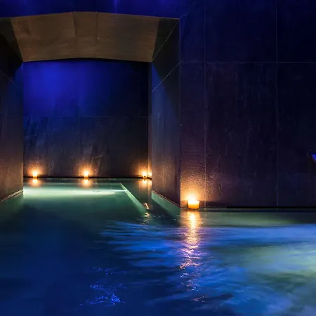 Hyatt Centric 4* ميلان